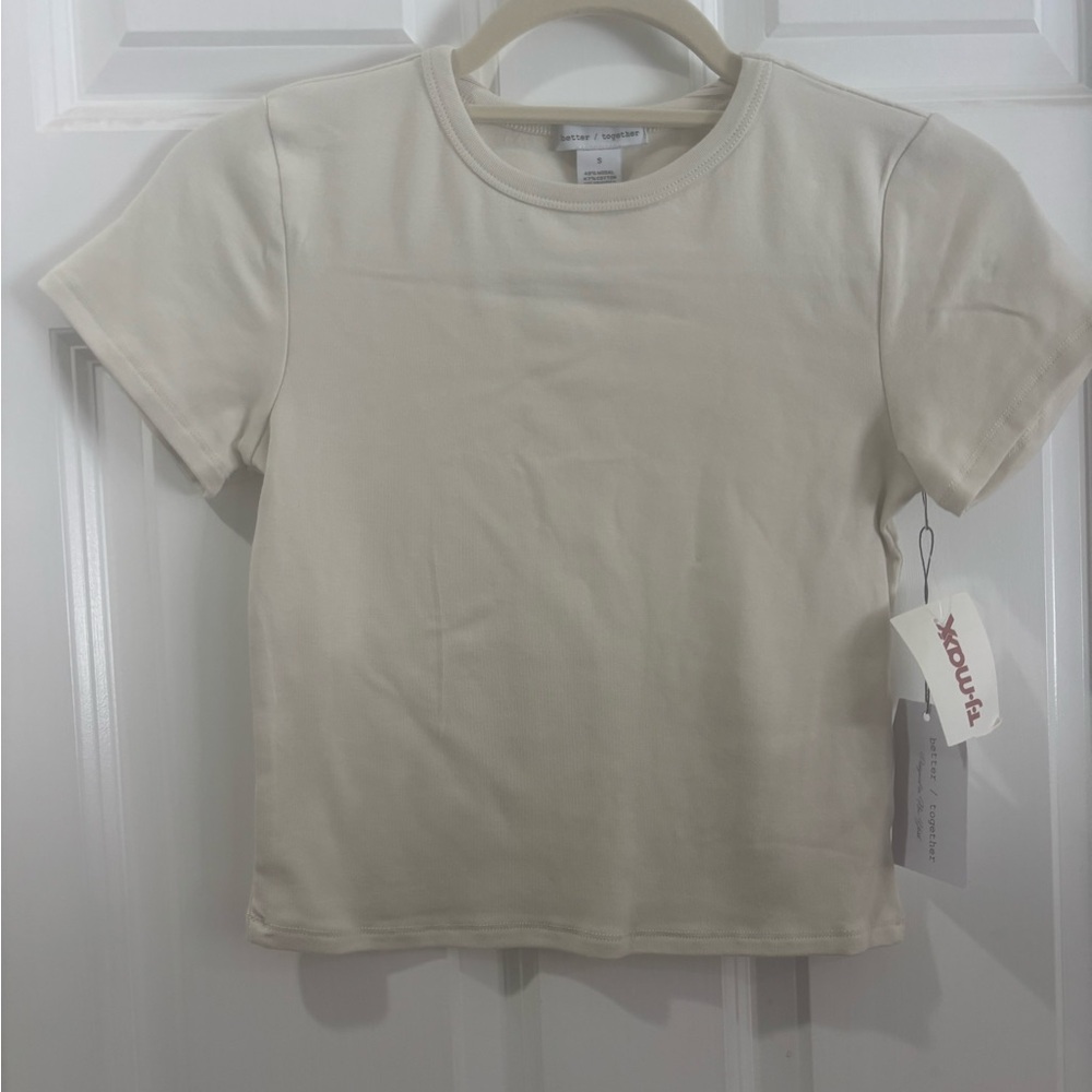 Xhilaration Cream Crop Top with Short Sleeves